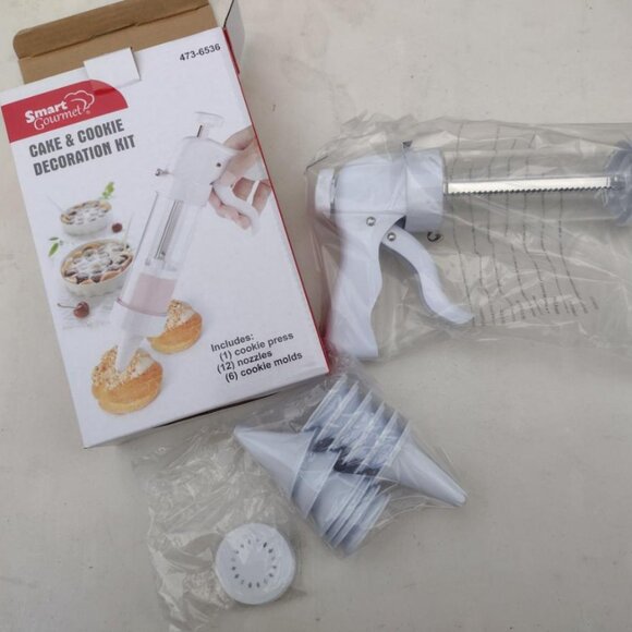 NEW – Cake & Cookie Decoration Kit - Picture 2 of 4